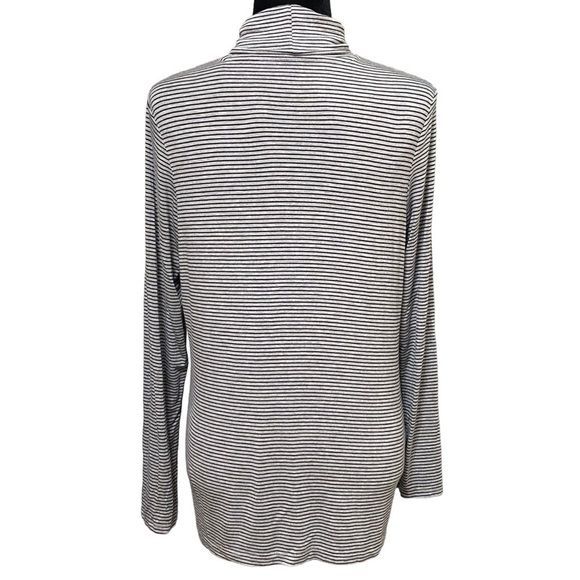 Tahari Gray Black Stripe Soft Stretch Turtleneck Long Sleeve Shirt Small - Picture 4 of 7